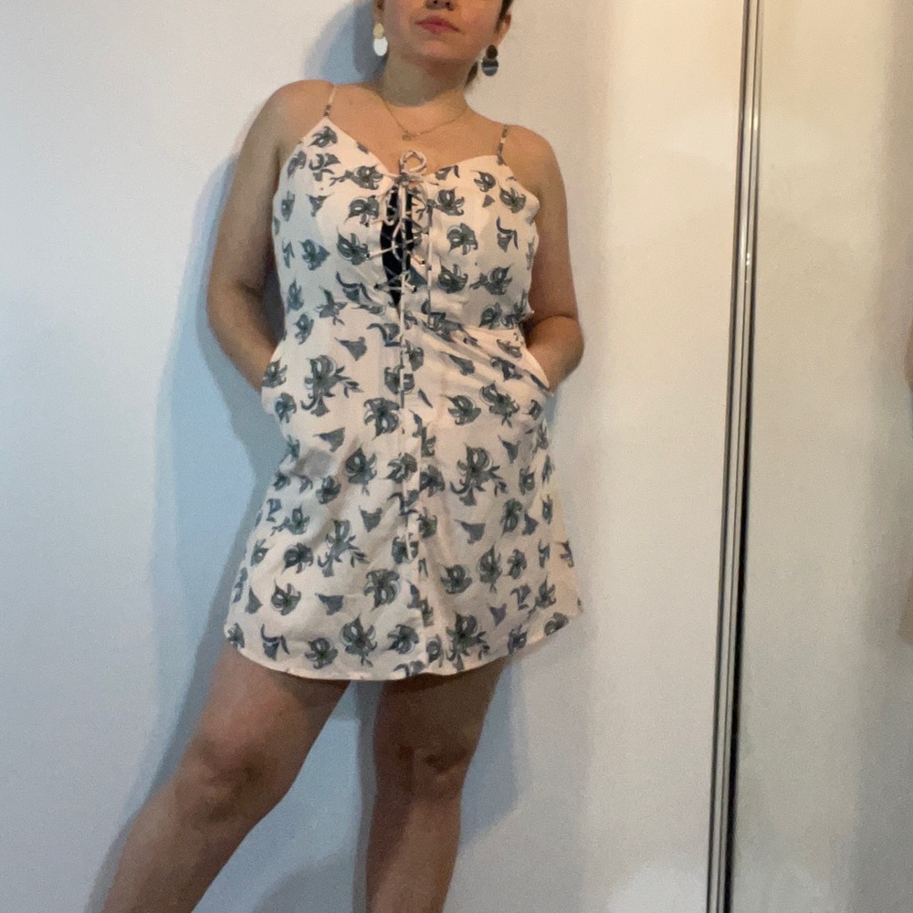 VERY J DRESS FLORAL SIZE S - Picture 3 of 9